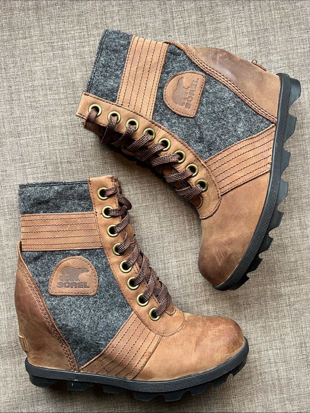 Sorel Lexie Wedge Boots Waterproof Brown Leather Gray Felt 6.5